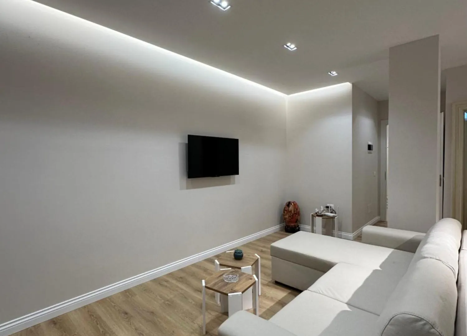 Classy Apartment Lea Durrës 0*,